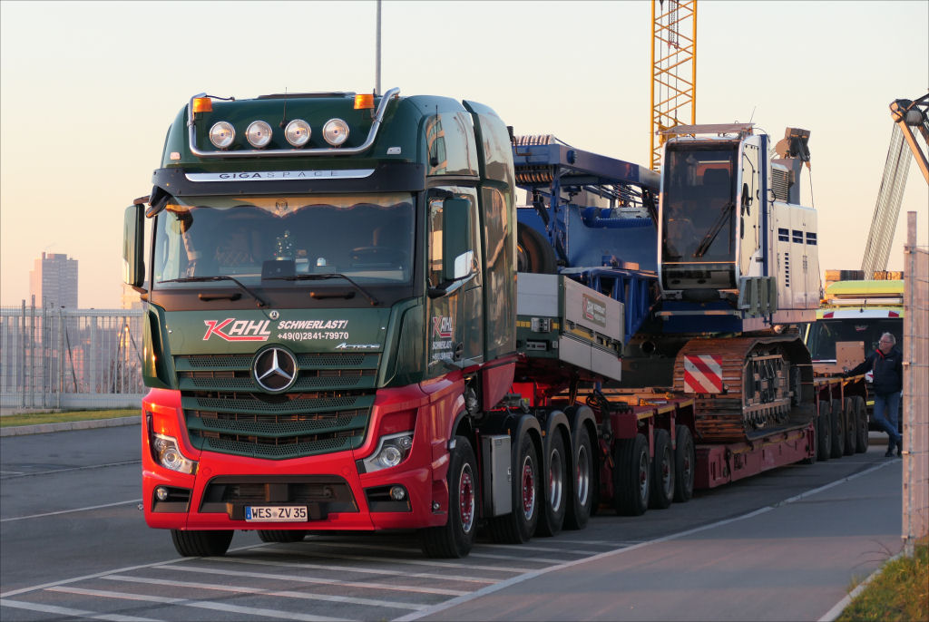 Fuhrpark - Schwertransport – KAHL GROUP