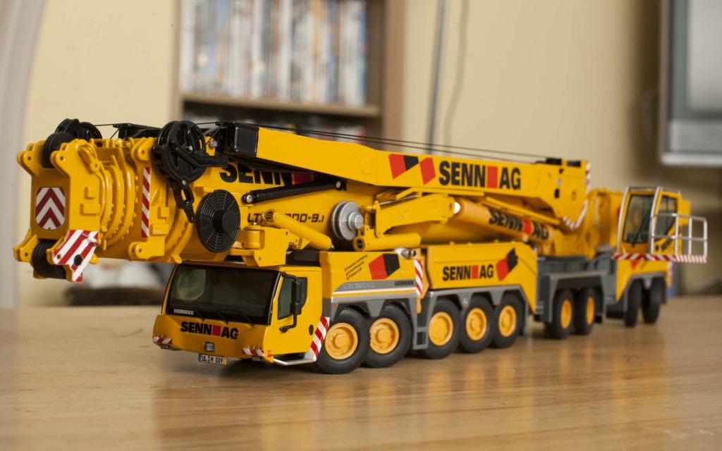 Liebherr LTM 11200 9 1