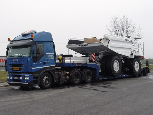 autocarri e dumper perlini Eurotemamuldenkipperper